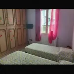 לינה וארוחת בוקר Da Nonna Ezia 3*