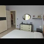 לינה וארוחת בוקר Da Nonna Ezia אלבניה